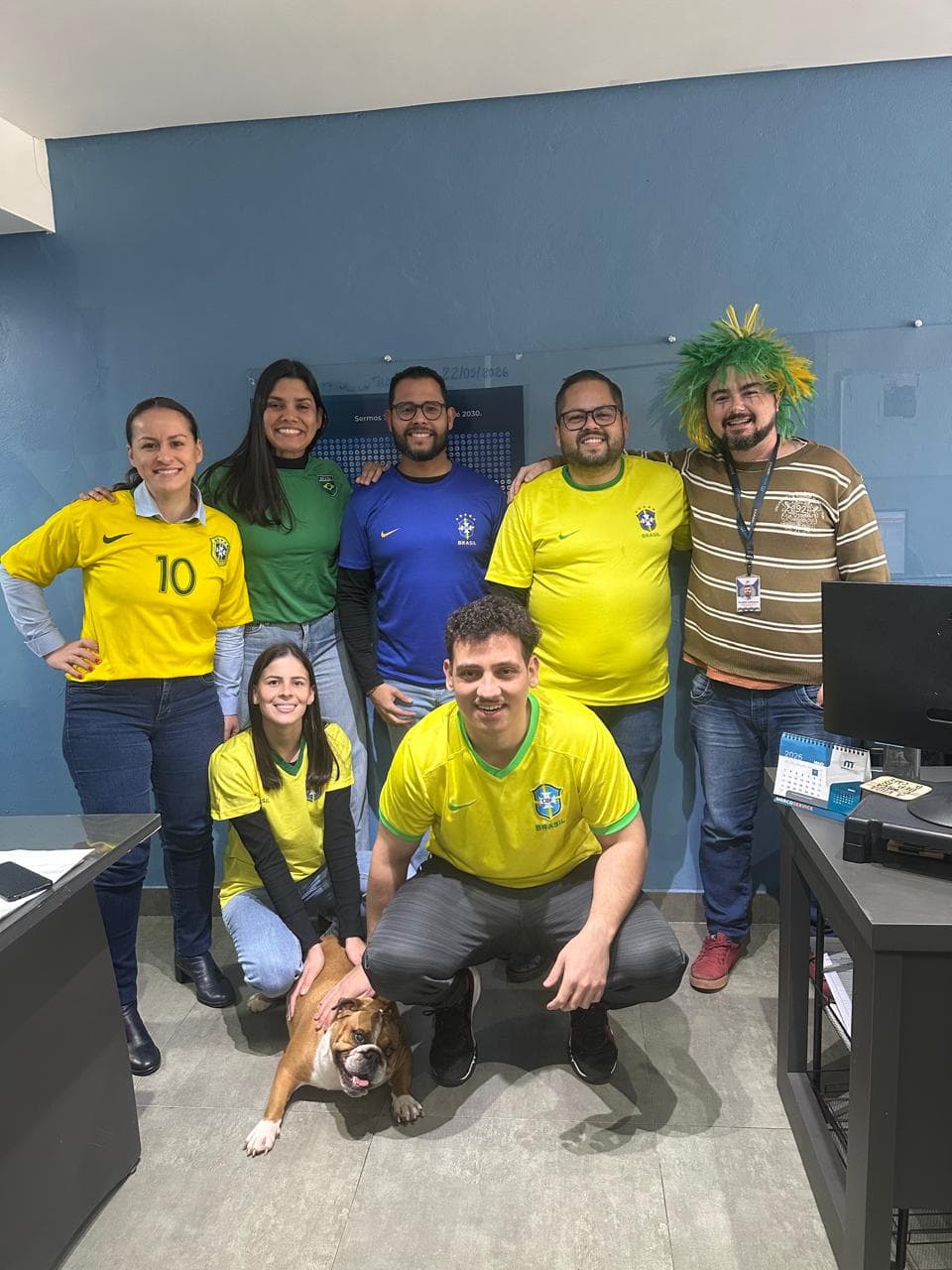 Equipe administrativa da Mercoservice em confraternização